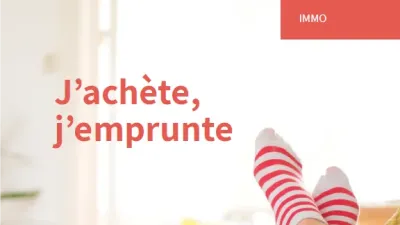Une personne se détend dans son fauteuil.